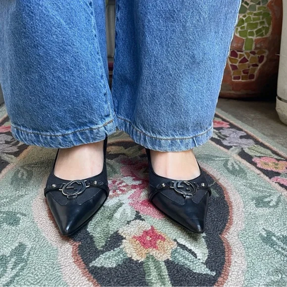 Vintage black/silver Gucci leather/canvas shoes